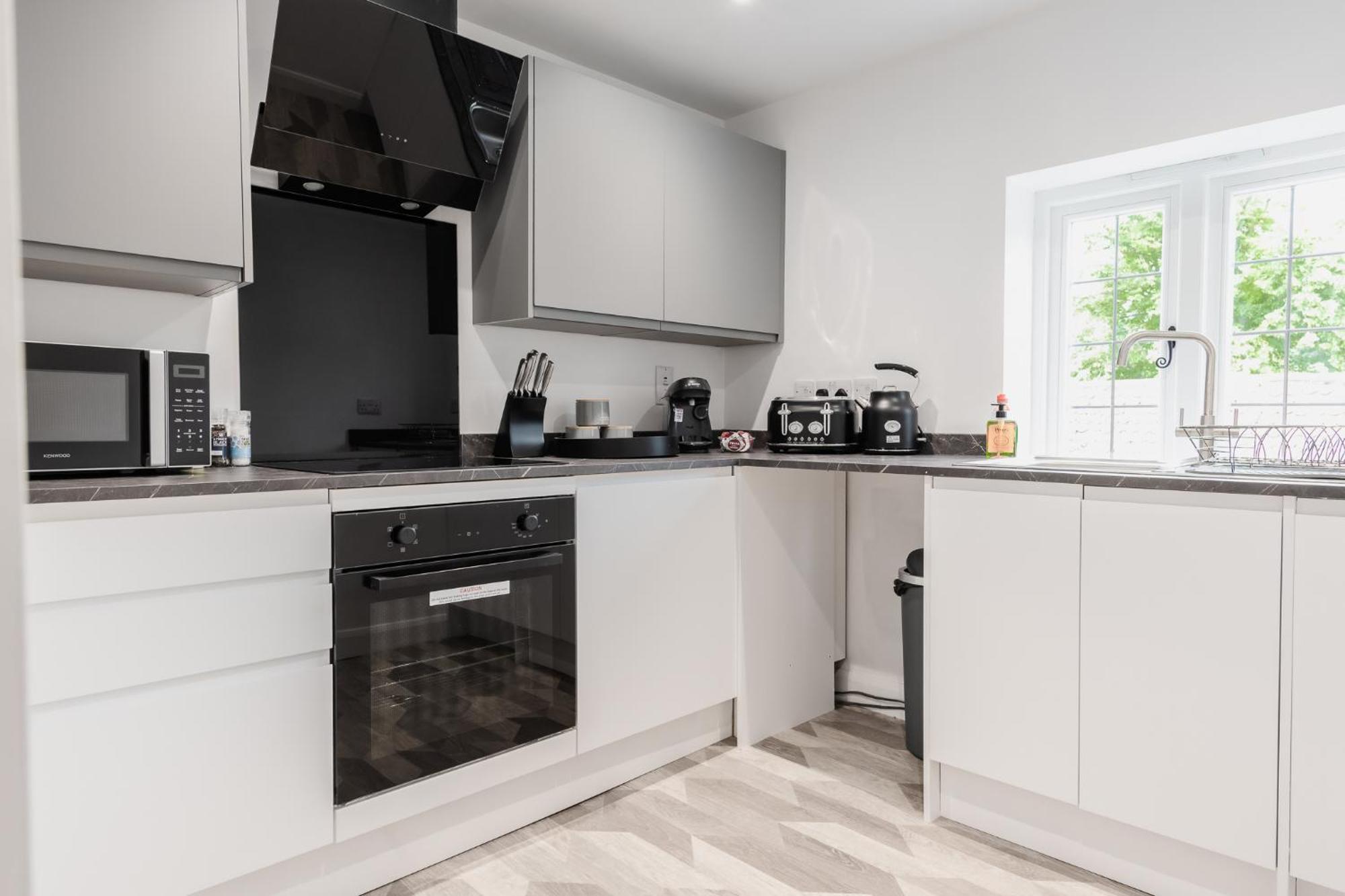 Cosy 2-Bed Apartment In Nettleham Lincoln Extérieur photo