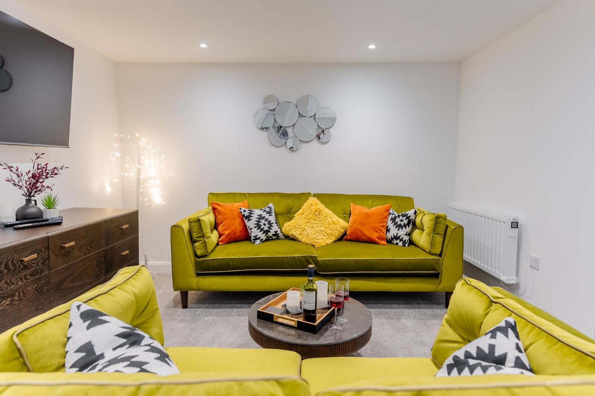 Cosy 2-Bed Apartment In Nettleham Lincoln Extérieur photo
